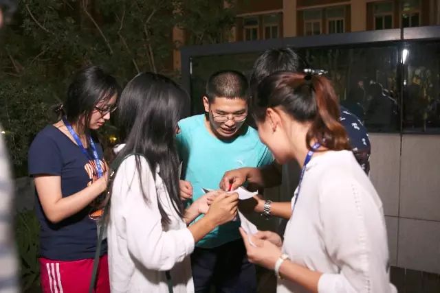 公司舉辦中秋節外地單身青年歡樂嘉年華活動10.jpg 公司舉辦中秋節外地單身青年歡樂嘉年華活動10.jpg